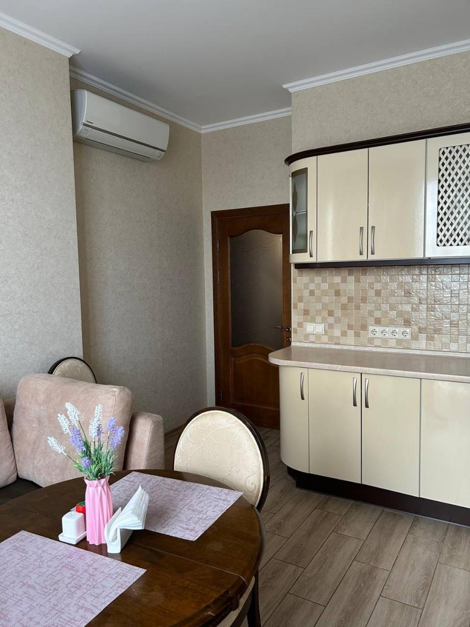 Apart Assistant On Smart Plaza كييف المظهر الخارجي الصورة